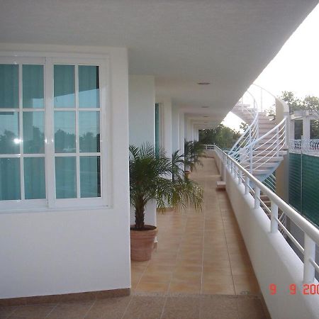 Suites Riviera Cancún Esterno foto