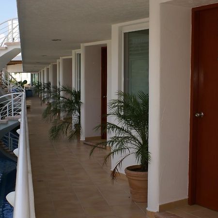 Suites Riviera Cancún Esterno foto