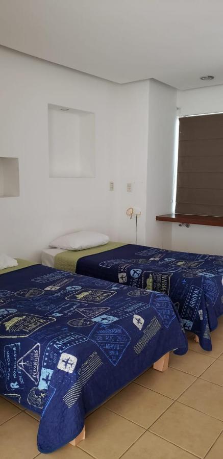Suites Riviera Cancún Esterno foto