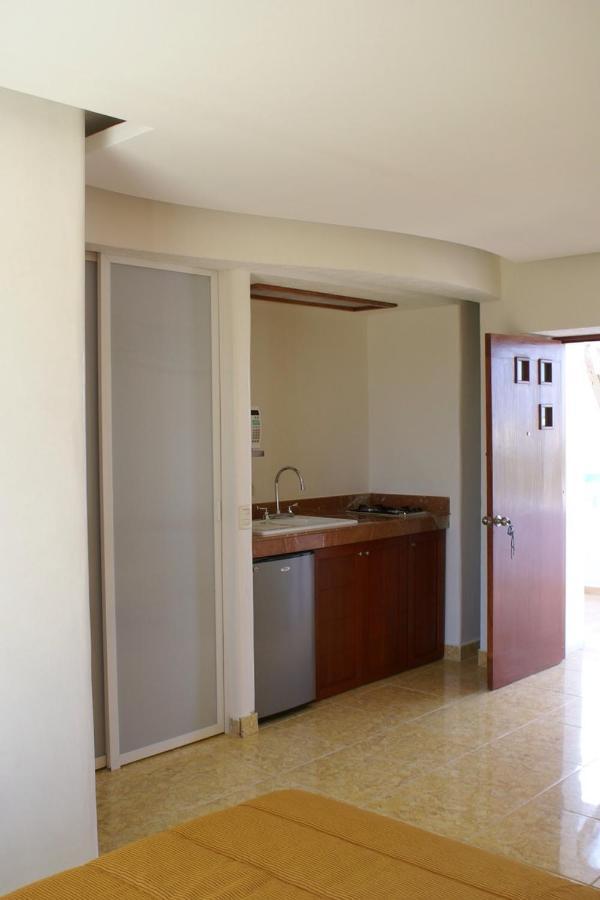 Suites Riviera Cancún Esterno foto