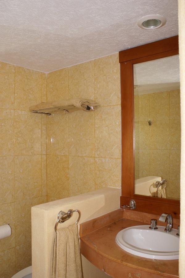 Suites Riviera Cancún Esterno foto